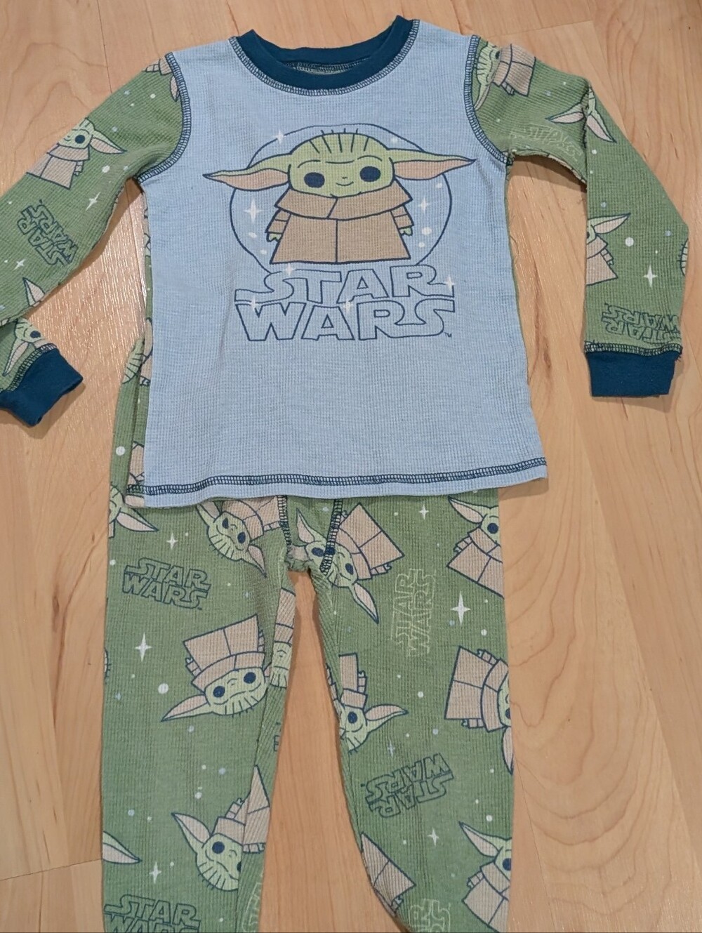 Star Wars Baby Mandolorian Yoda Green and Light Blue Kids Pajama Set 4T